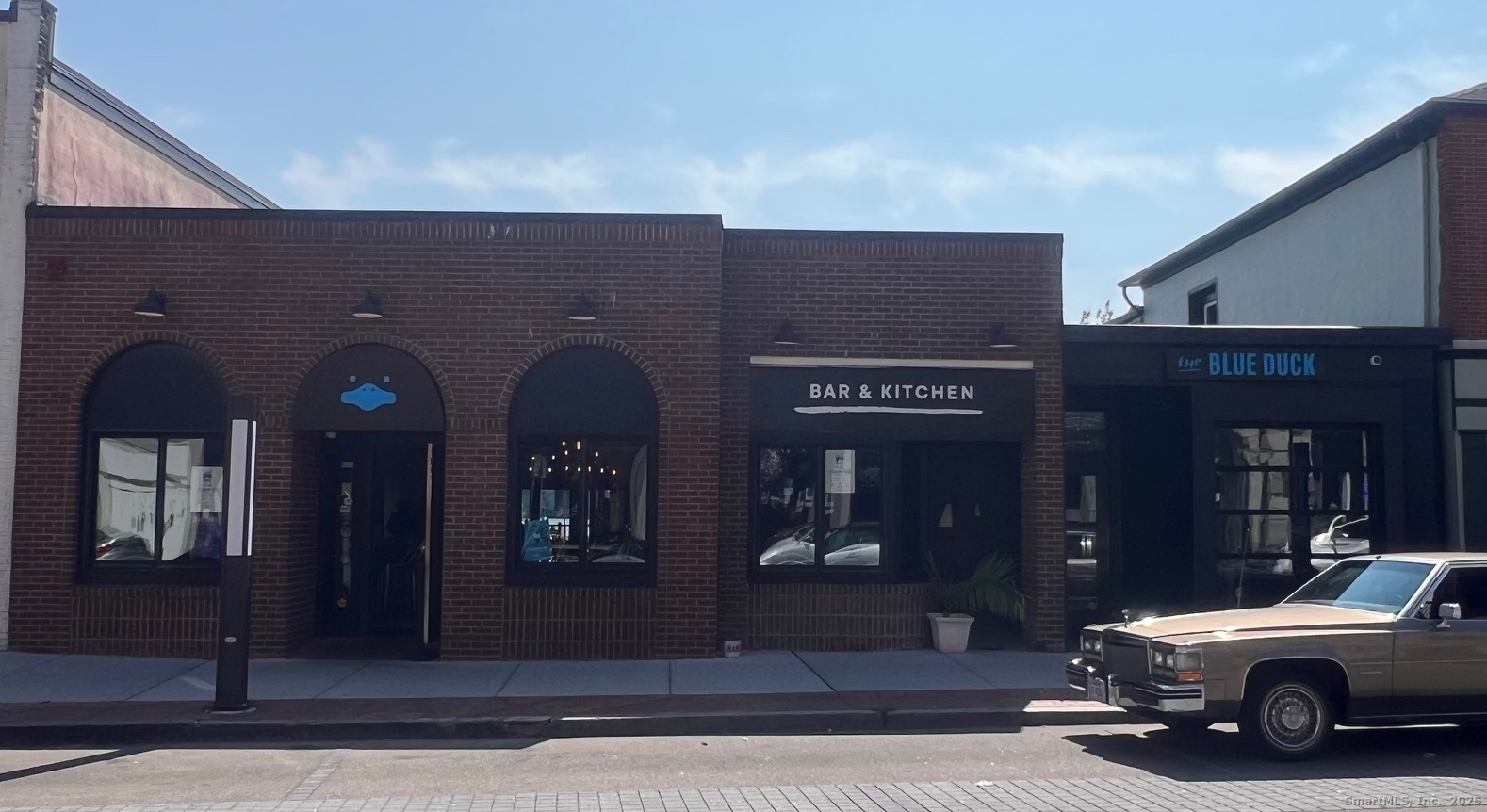 Featured image for “52 Bank Street”